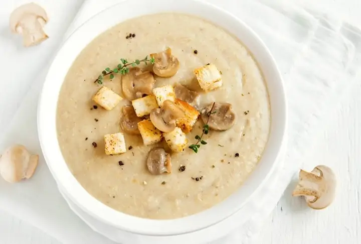 Sütlü Mantar Çorbası Tarifi