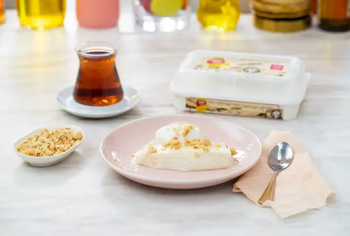 Kremalı Tavuk Göğsü Tatlısı | Videolu Tarif