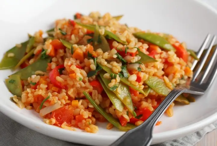 Taze Fasulyeli Bulgur Pilavı