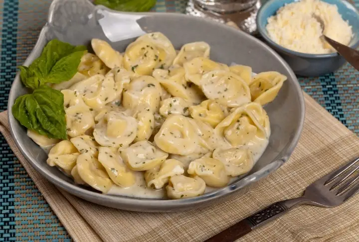 Tortellini Carbonara