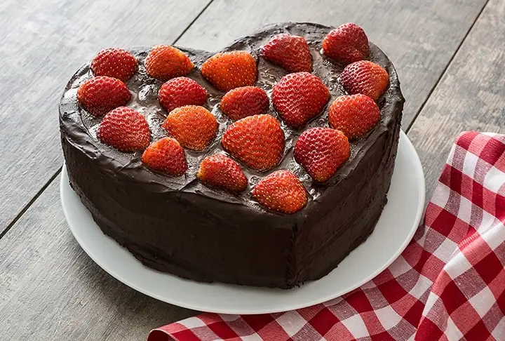 Bisküvili Dondurmalı Pasta Tarifi