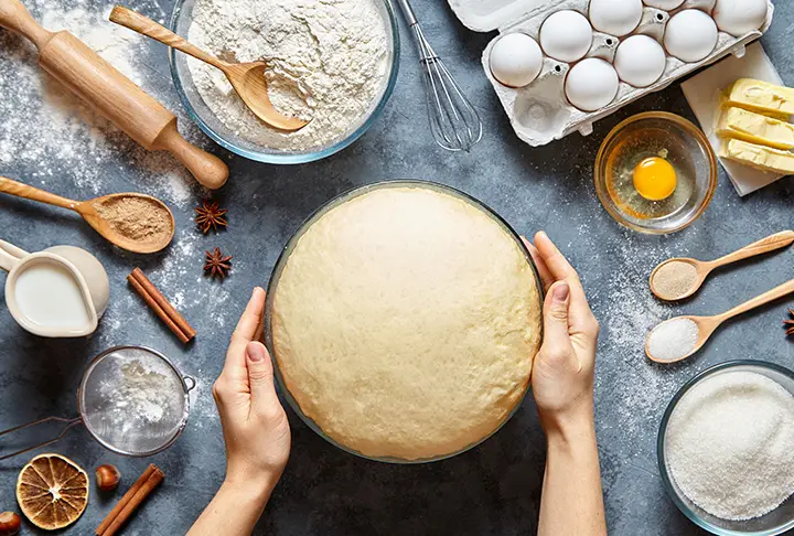 Kolay, Yumuşacık Sade Kek Tarifi