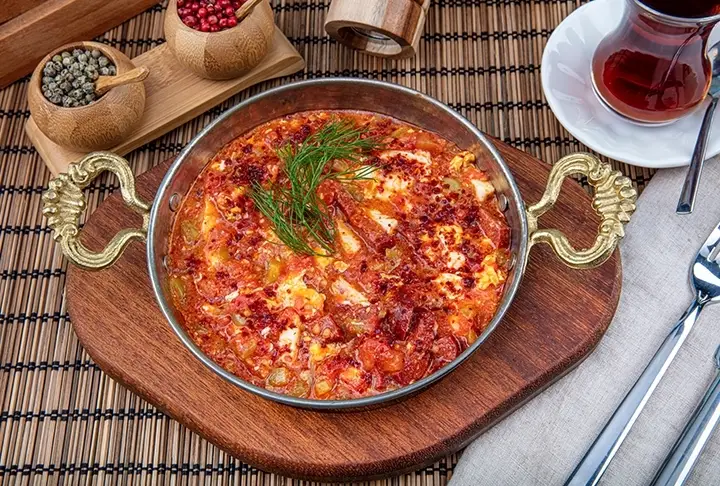 Tek Kişilik Menemen Tarifi