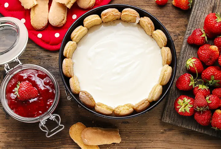 Pudingli Kedi Dili Bisküvili Pasta Tarifi